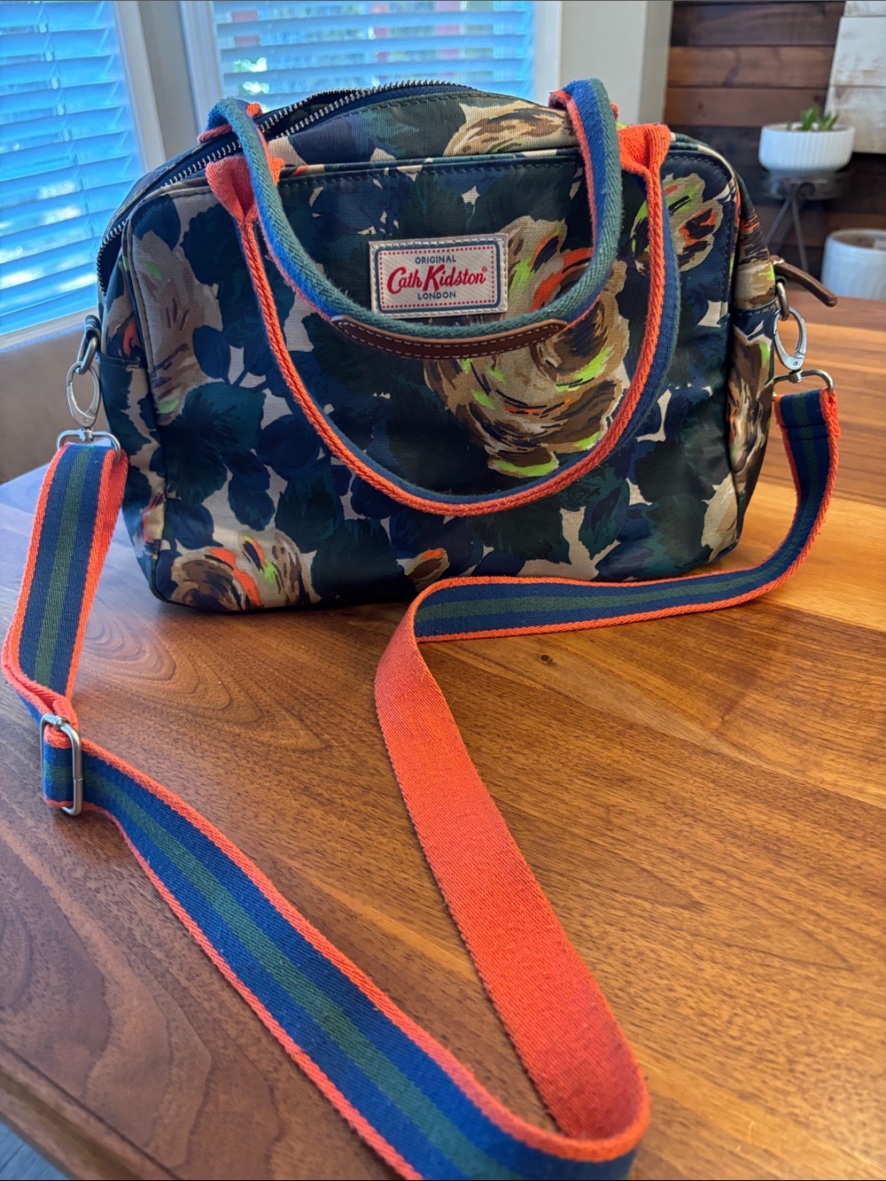 Cath Kidston Blue Floral Oxford Rose Oil Cloth Shoulder Travel Bag London